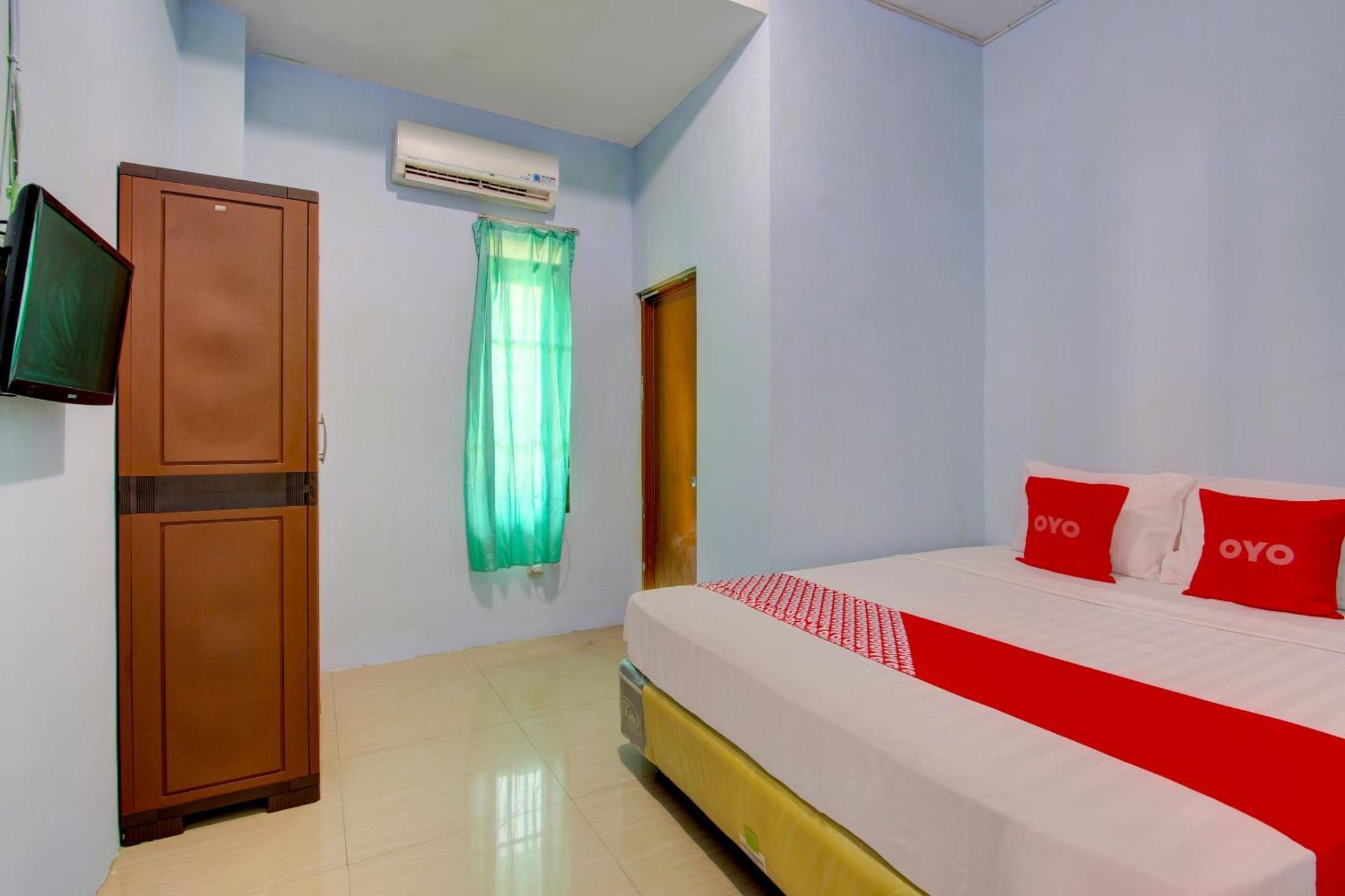 Super Oyo 93012 Griya Kencana Asri Syariah Lawean Exteriör bild